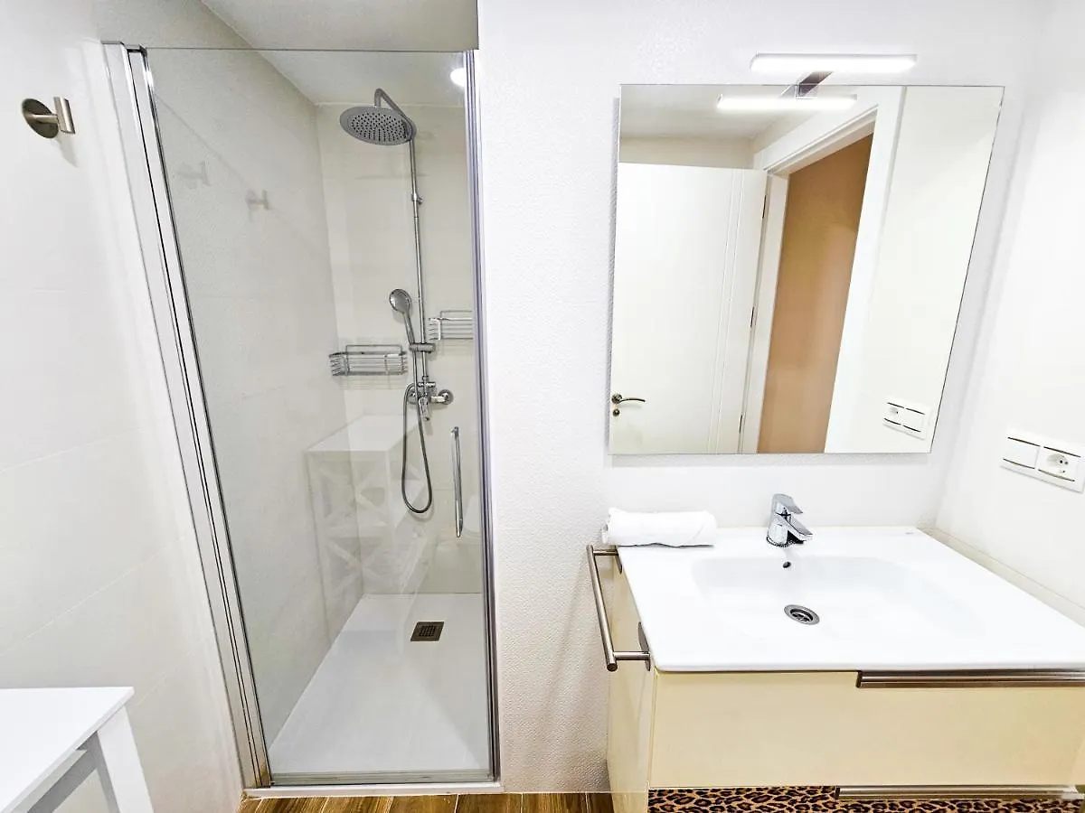 New Luxury Olamar Torre Del Mar Apartment